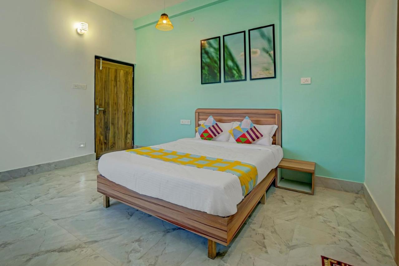 OYO 79233 Hotel Hive Stays Kochi Exterior foto